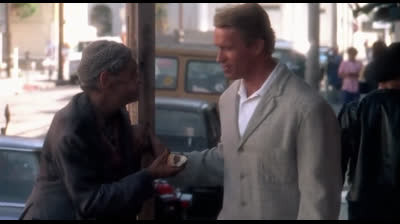 irmãos gêmeos 1988 Dublado Logan"-"