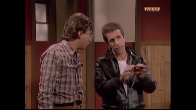 Happy days - 10x08 - Premier flirt.
