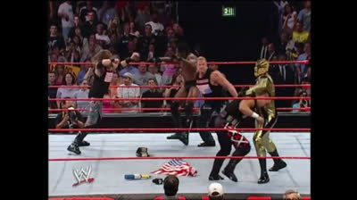 2002.08.26b ⭐ BookDust & Kane save the US flag from the Un-Americans ⭐ WWE Raw